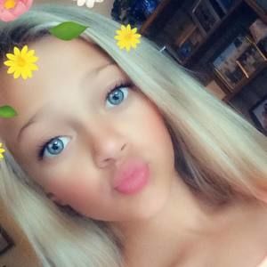 Meet your Posher, Lauralai